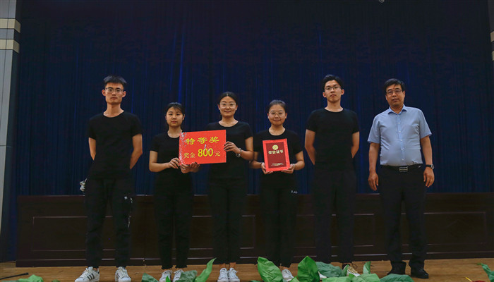 我院成功举办第九届全国大学生电子商务“创新、创意及创业”挑战赛校级决赛 我院成功举办第九届全国大学生电子商务“创新、创意及创业”挑战赛校级决赛