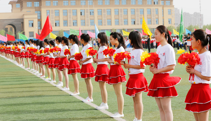 我院隆重举行2013级学生春季田径运动会 我院隆重举行2013级学生春季田径运动会