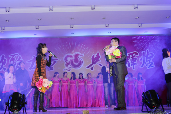 我院2013年元旦晚会隆重举行 我院2013年元旦晚会隆重举行