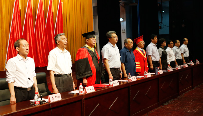 我院举行2016届毕业生毕业典礼暨学位授予大会 我院举行2016届毕业生毕业典礼暨学位授予大会