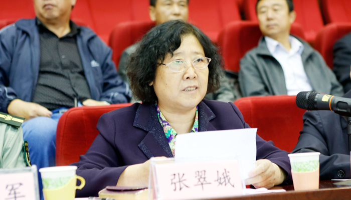 我院隆重举行2014级新生开学典礼暨军训动员大会 我院隆重举行2014级新生开学典礼暨军训动员大会