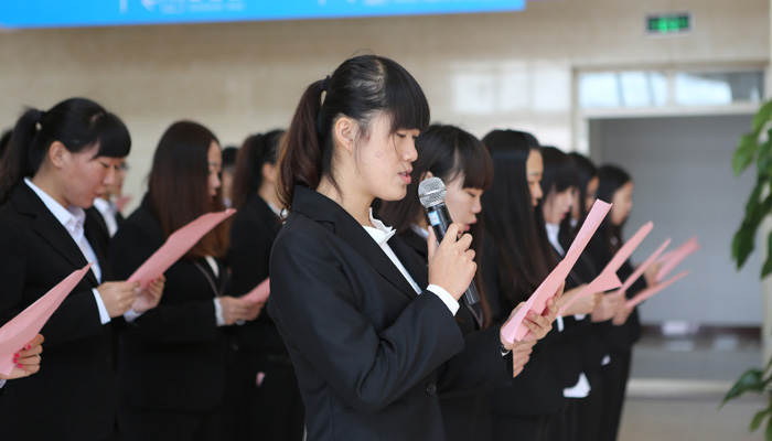 我院举行孔子像落成典礼仪式 我院举行孔子像落成典礼仪式