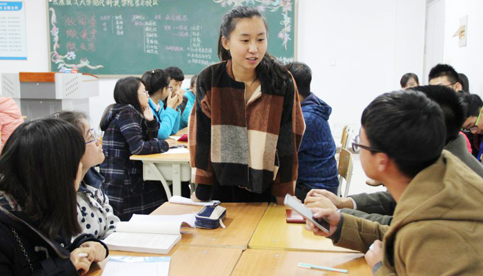我院“学霸工作坊”助力学风建设 我院“学霸工作坊”助力学风建设