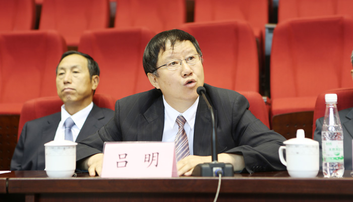 我院举行2015级新生开学典礼暨军训动员大会 我院举行2015级新生开学典礼暨军训动员大会
