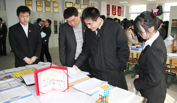 校团委组织观摩互检组到我院检查指导共青团工作 校团委组织观摩互检组到我院检查指导共青团工作