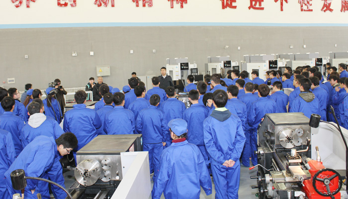 我院工程训练中心正式启用 我院工程训练中心正式启用